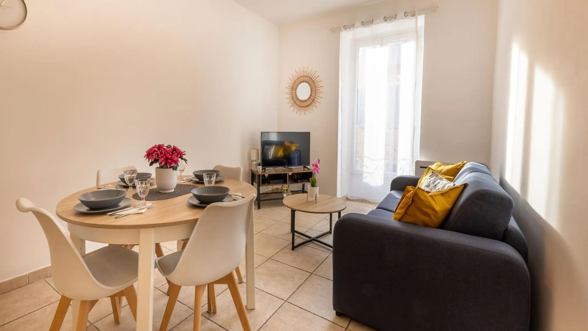 Apartment Joli Cocon A 3 Min A Pied De La Mer Nice